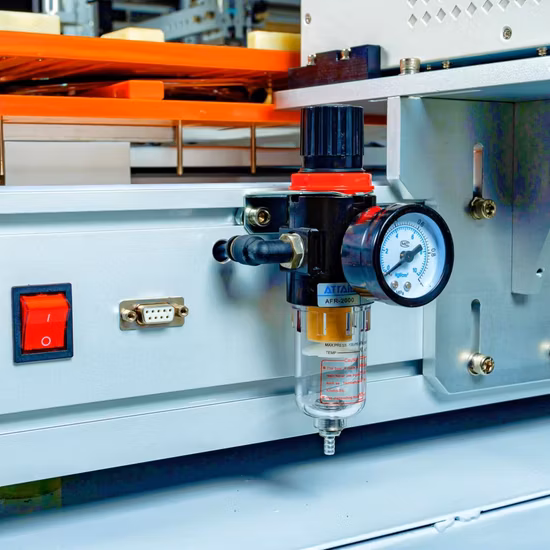 Customized Screwing Machine for Hardware \ Small Household Appliances \ Electronic and Electrical Products \ Full Automatic Assembly Machine
